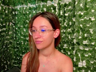 NicoleIris Porn Show