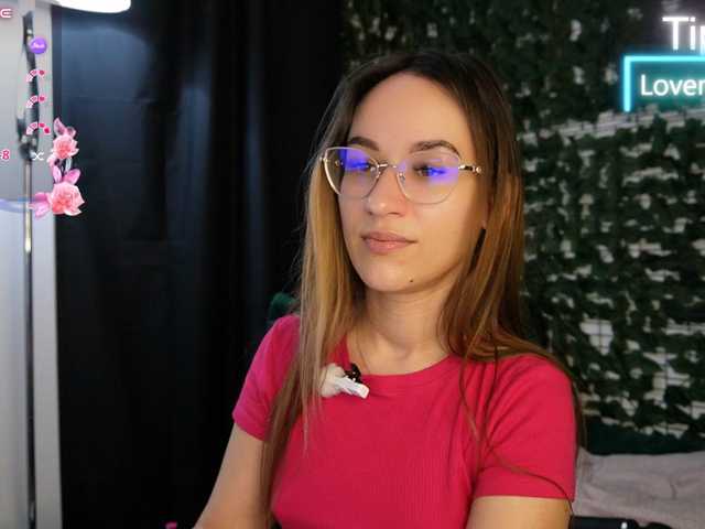 NicoleIris live cam on BongaCams