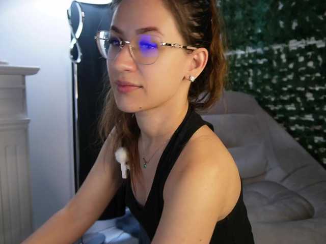 NicoleIris live cam on BongaCams