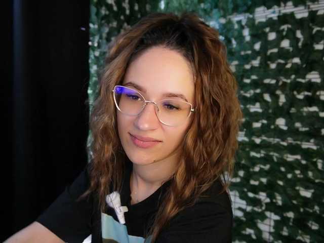 NicoleIris live webcam show