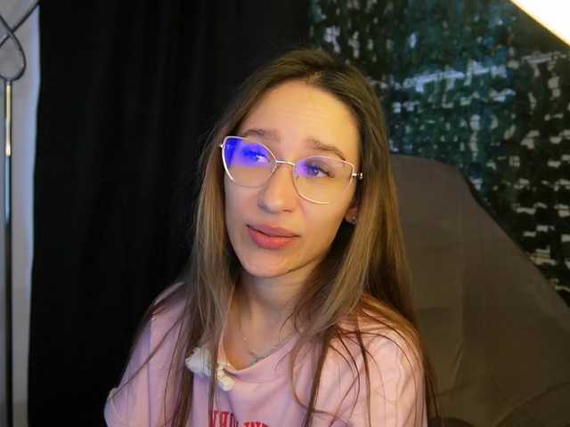 nicoleiris cam belle