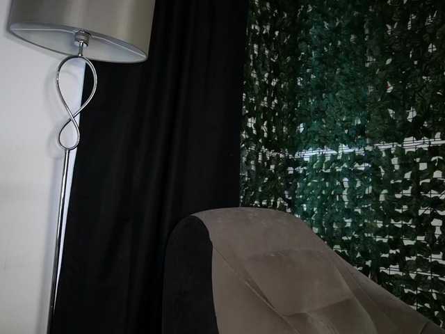 NicoleIris live cam on BongaCams