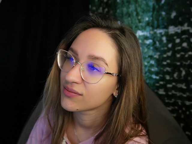 NicoleIris live cam on BongaCams