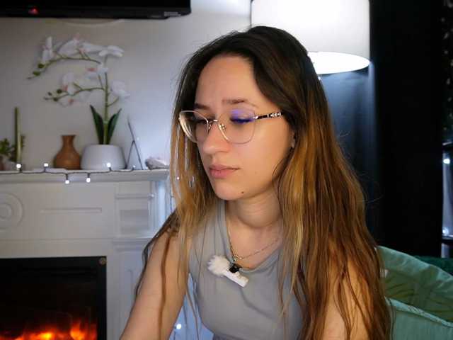 NicoleIris live cam on BongaCams