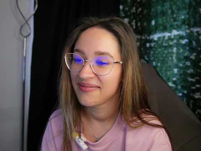 NicoleIris live cam on BongaCams