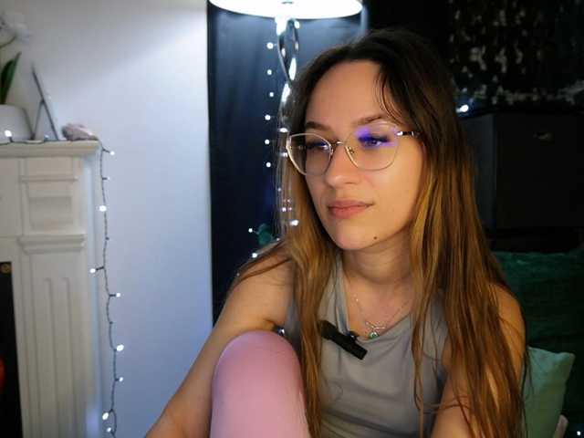 NicoleIris live cam on BongaCams