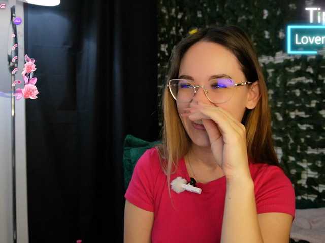 NicoleIris live cam on BongaCams