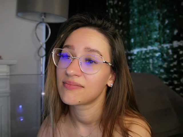 NicoleIris live cam on BongaCams