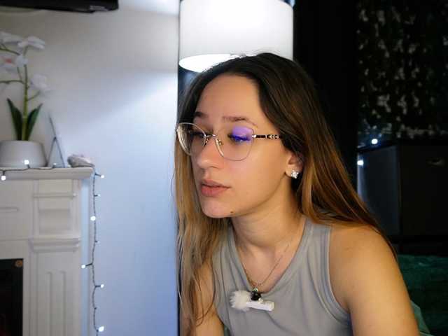 NicoleIris live cam on BongaCams