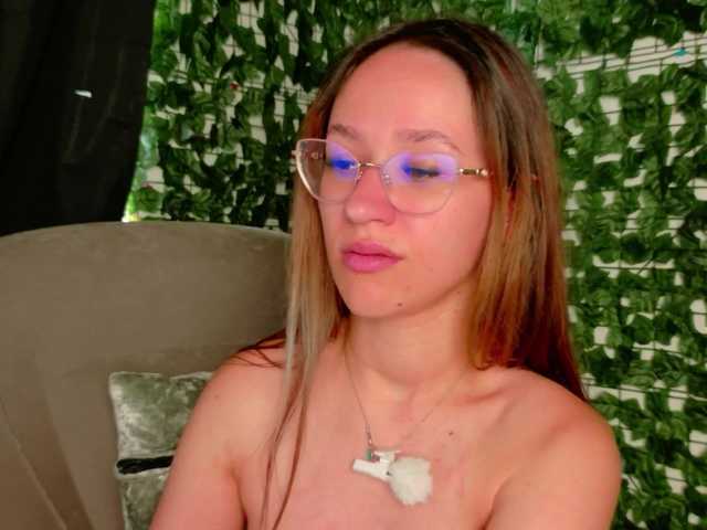 nicoleiris cam belle