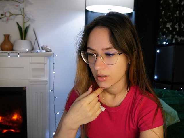 NicoleIris live cam on BongaCams