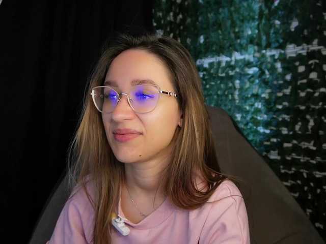 NicoleIris live cam on BongaCams