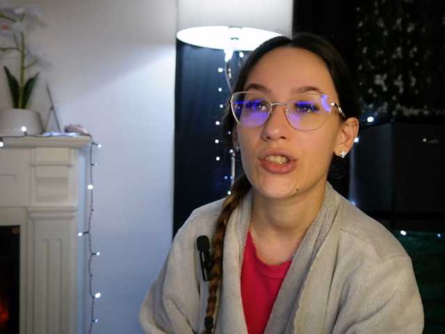 NicoleIris live cam on BongaCams