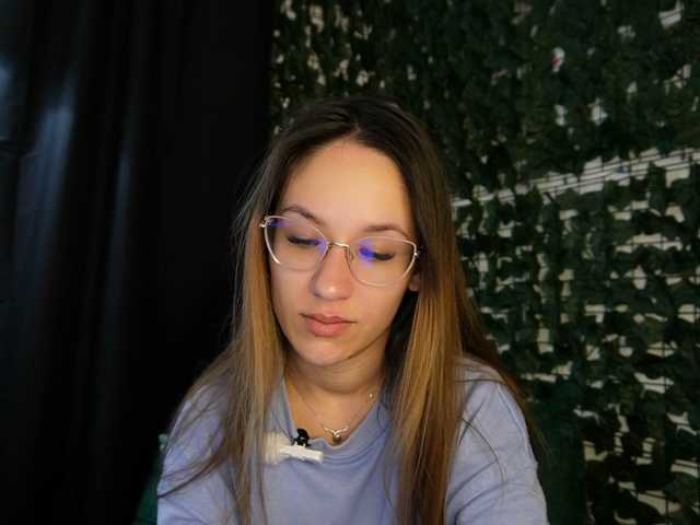 NicoleIris live cam on BongaCams