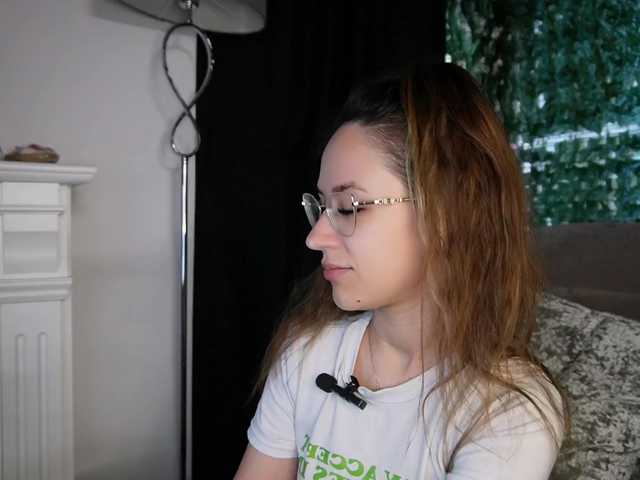 NicoleIris live cam on BongaCams
