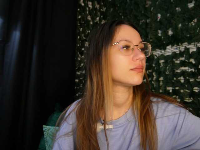 NicoleIris live cam on BongaCams