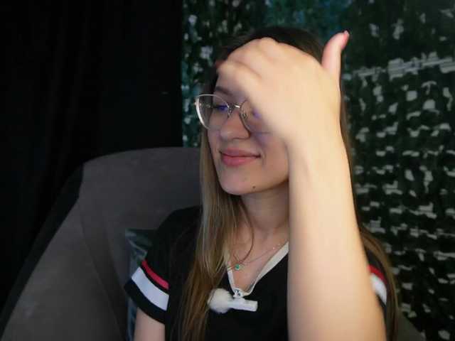 NicoleIris live webcam show