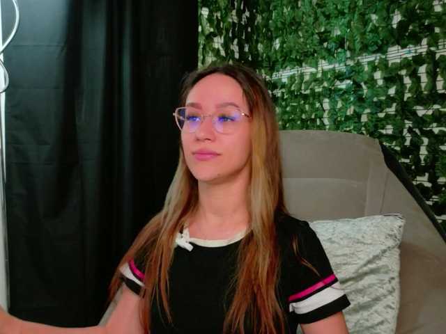 nicoleiris cam belle