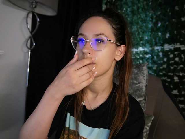 NicoleIris live cam on BongaCams