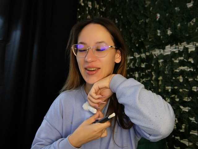 NicoleIris live cam on BongaCams