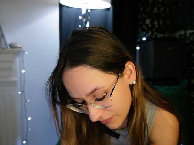 NicoleIris live cam on BongaCams
