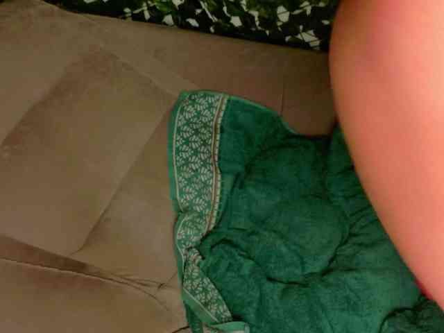 NicoleIris webcam
