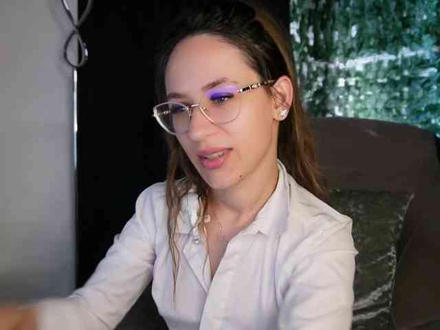 NicoleIris NicoleIris
