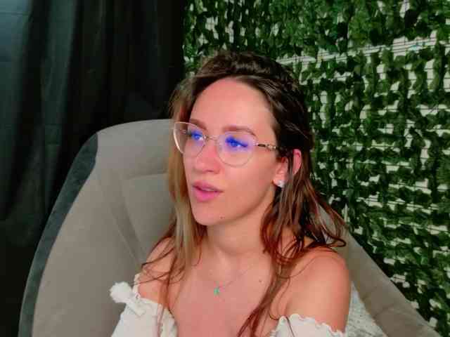 NicoleIris Sex Cam Show