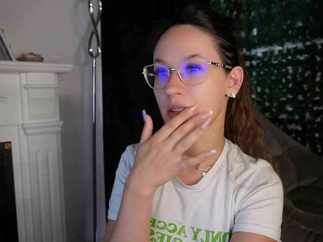 NicoleIris NicoleIris