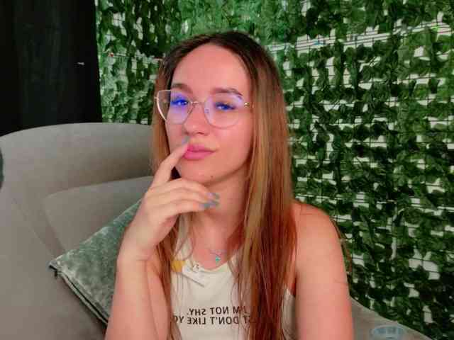 NicoleIris Sex Cam Show