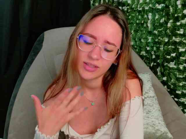 NicoleIris Sex Cam Show