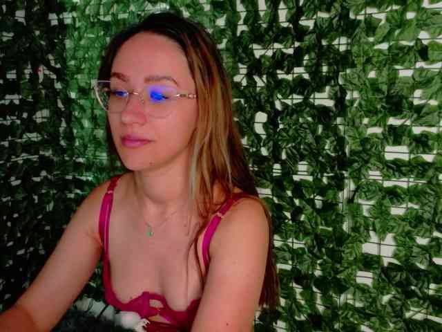 NicoleIris NicoleIris