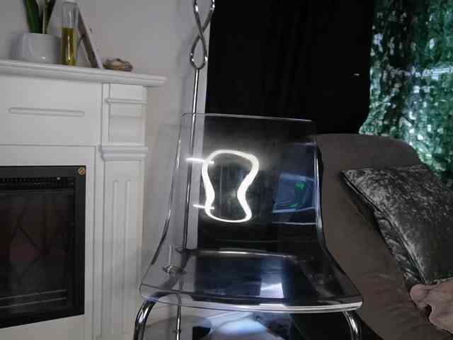 NicoleIris webcam