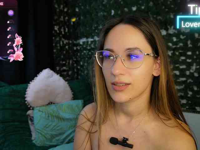 NicoleIris NicoleIris