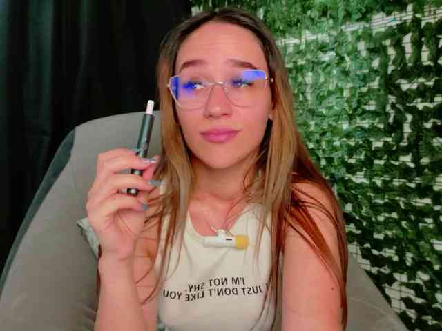 NicoleIris NicoleIris