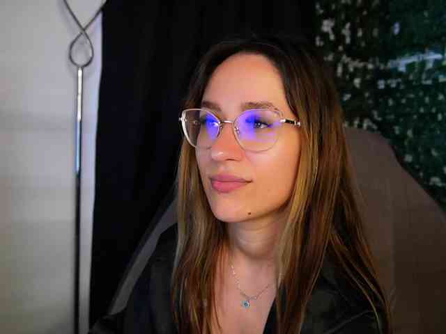 NicoleIris NicoleIris
