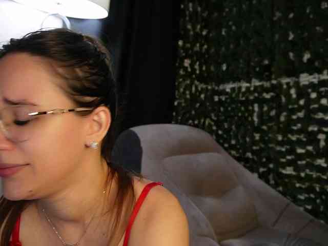 NicoleIris NicoleIris