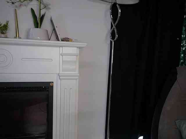 NicoleIris webcam