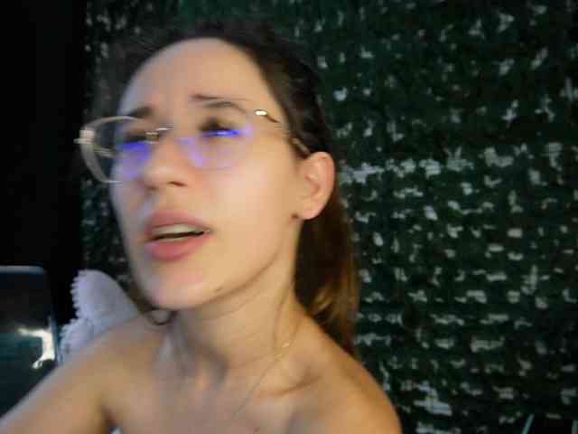 NicoleIris NicoleIris