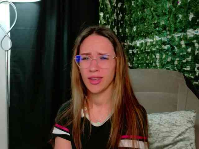 NicoleIris Sex Cam Show