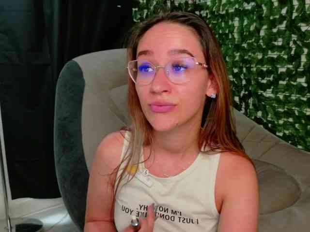 NicoleIris Sex Cam Show
