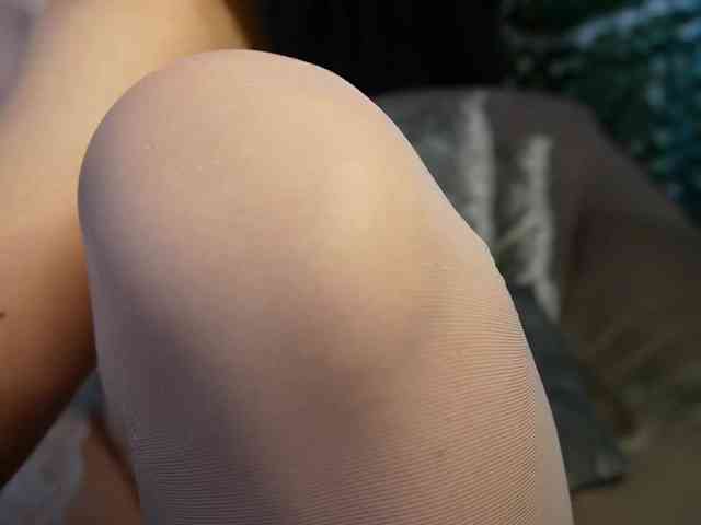 NicoleIris webcam