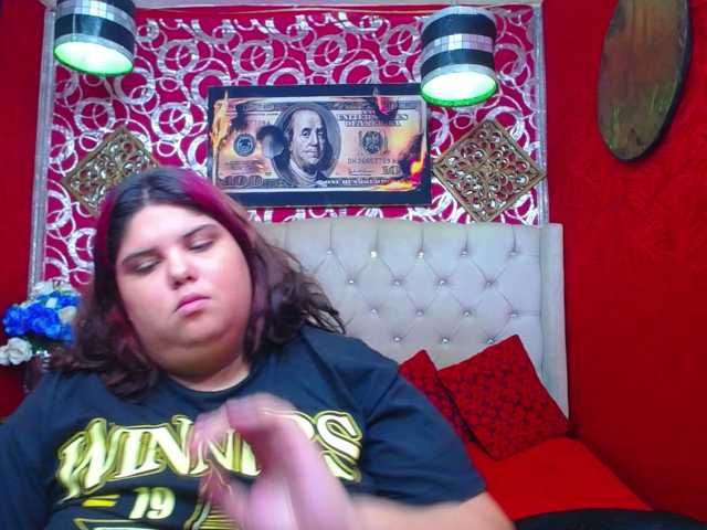 LISABROWNS live cam on BongaCams