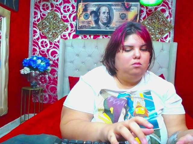 LISABROWNS live cam on BongaCams