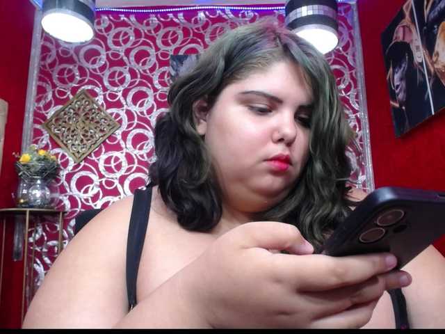 LISABROWNS live cam on BongaCams