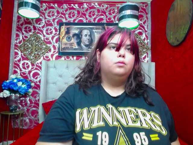 LISABROWNS live cam preview