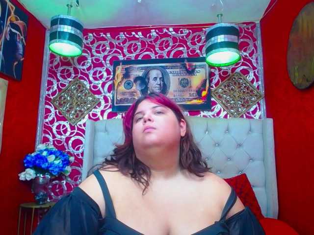 LISABROWNS live cam on BongaCams