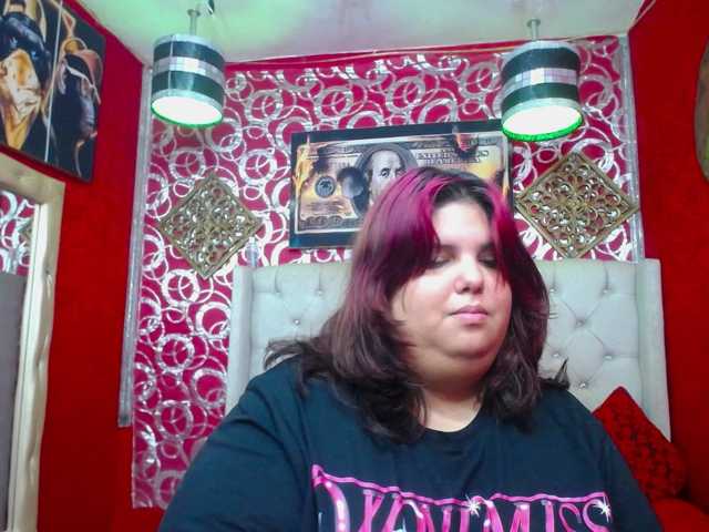 LISABROWNS live cam on BongaCams
