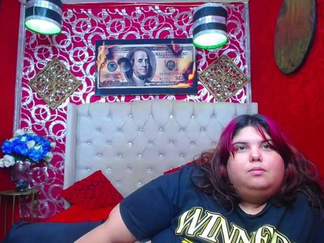 LISABROWNS live cam on BongaCams