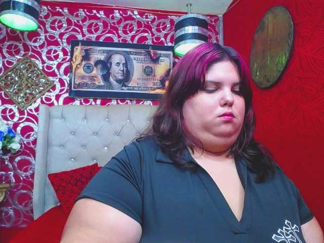 LISABROWNS live cam on BongaCams